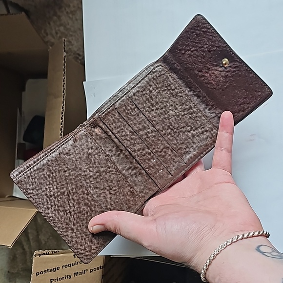 Authentic 2005 Vintage Louis Vuitton Damier Ebene Elise Wallet - Picture 3 of 10